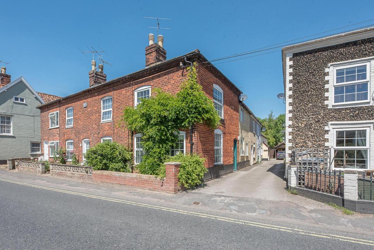 Abigail'S Cottage, Wickham Market วูดบริดจ์ ภายนอก รูปภาพ